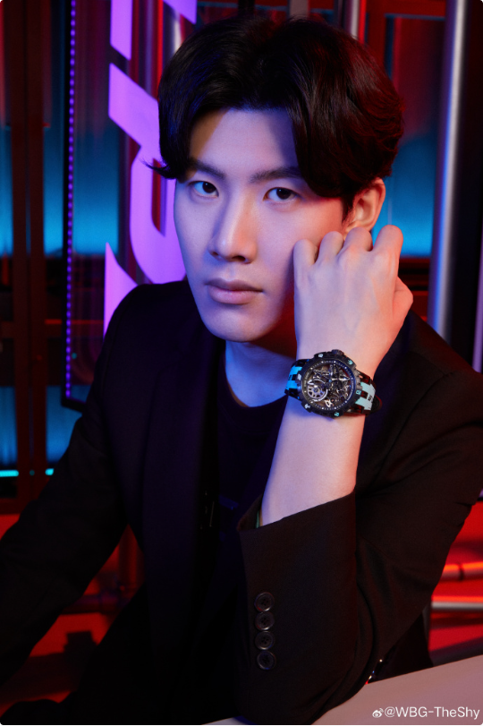 立了个人风 立了个人风