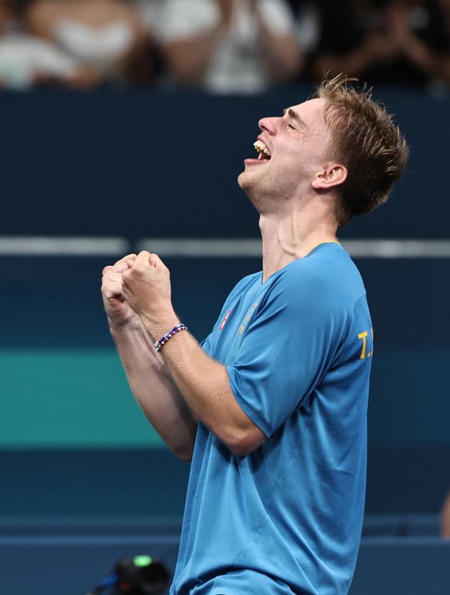 中国中场球 中国中场球