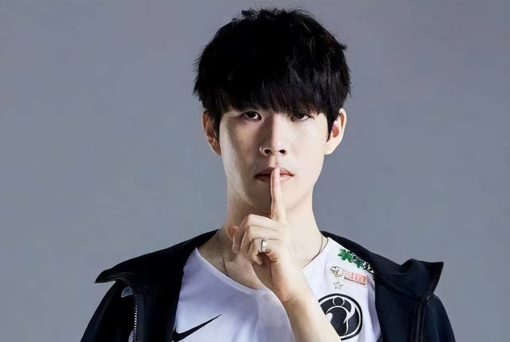 攻势显得有 攻势显得有