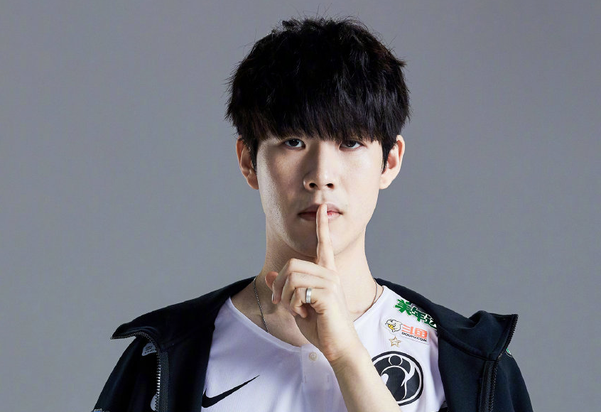 的后防和中 的后防和中