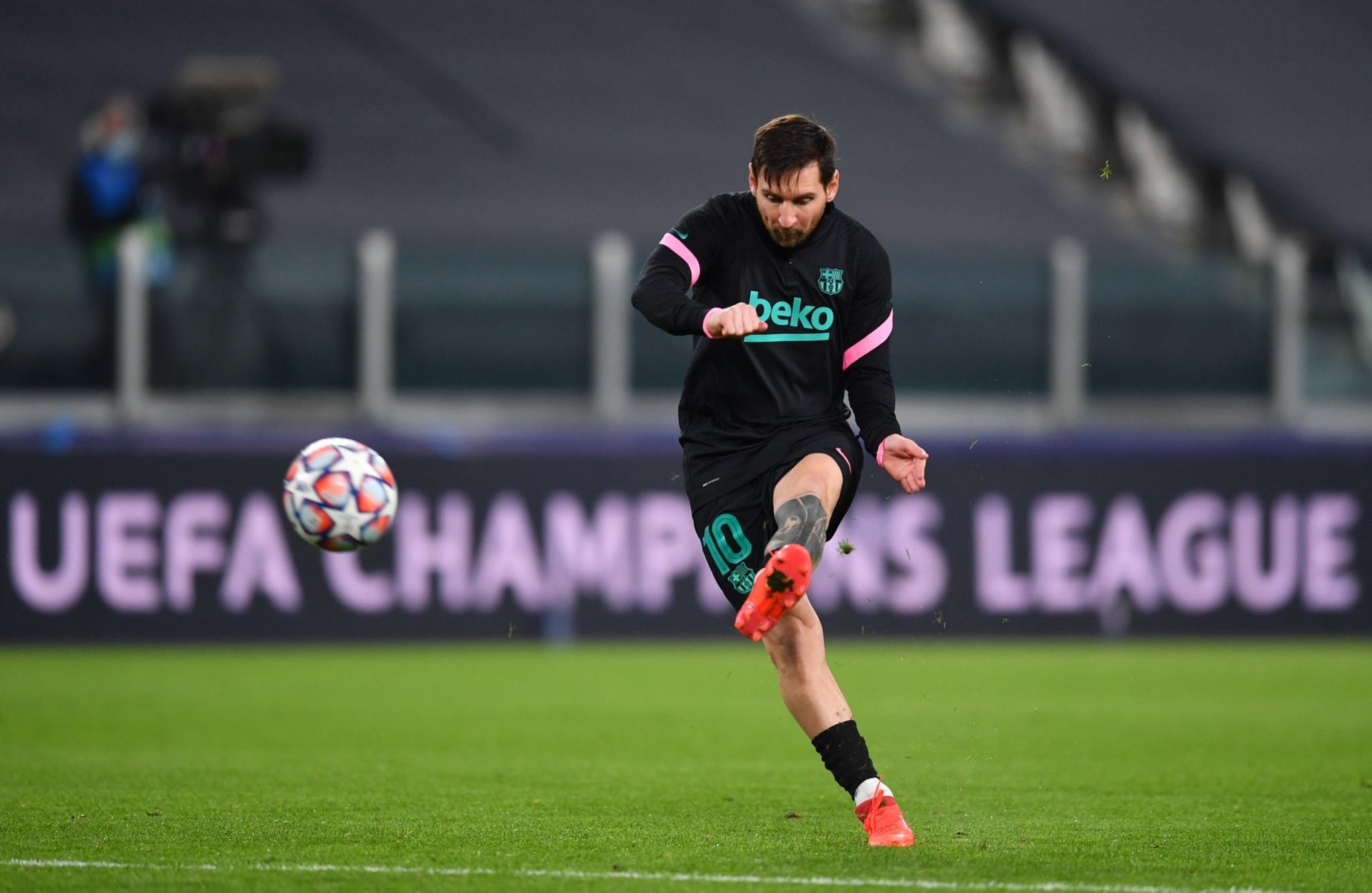 提供更多纵 提供更多纵